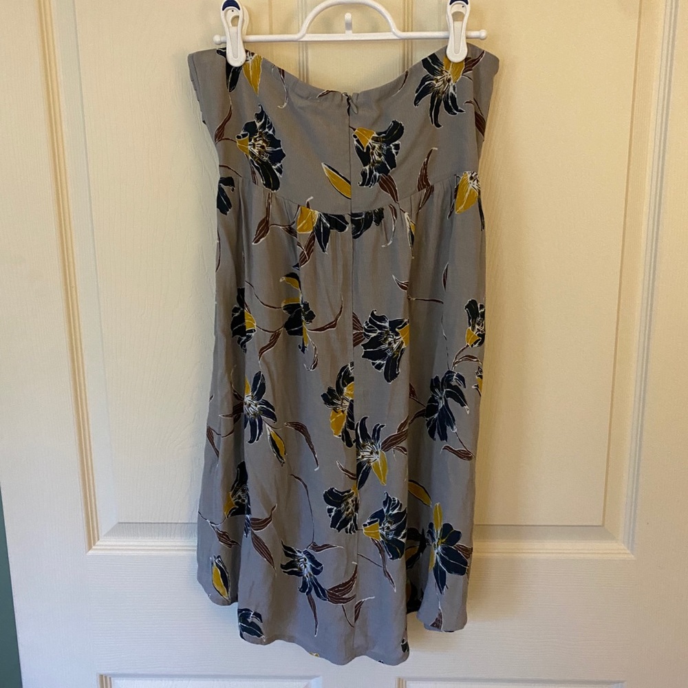 Sundress - Picture 3 of 4